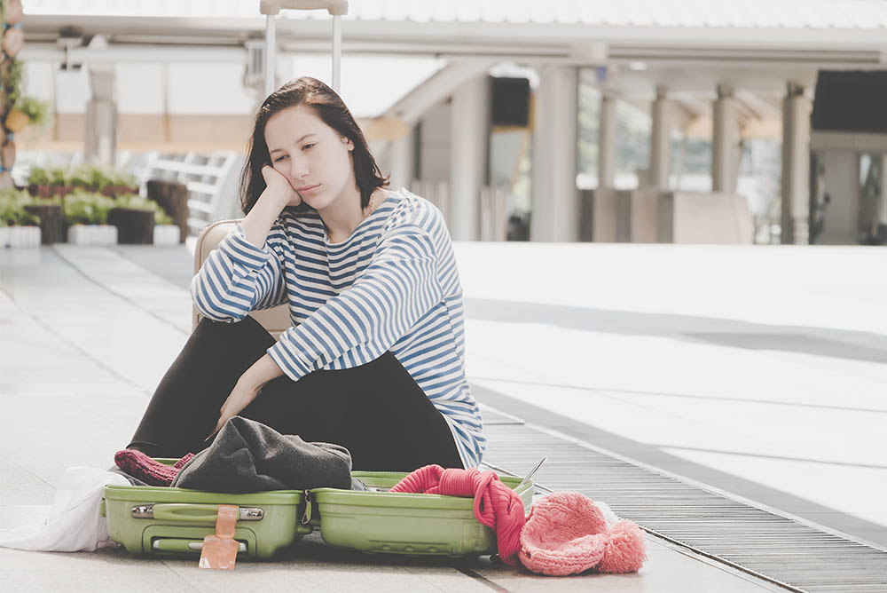 lady who has lost her passport